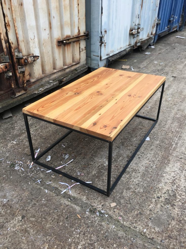 TABLES - Recyclemented